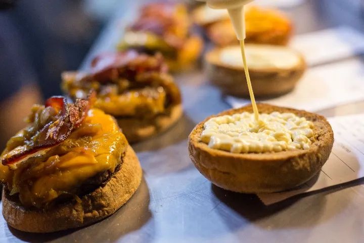 Montador de Lanches - 30h/semana - terça a sábado