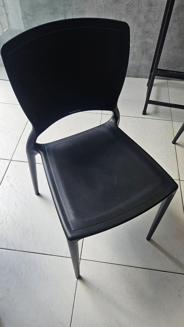 Cadeiras e Mesa de Jantar Quadrada Tramontina 4 Lugares 70cm - Foto 3