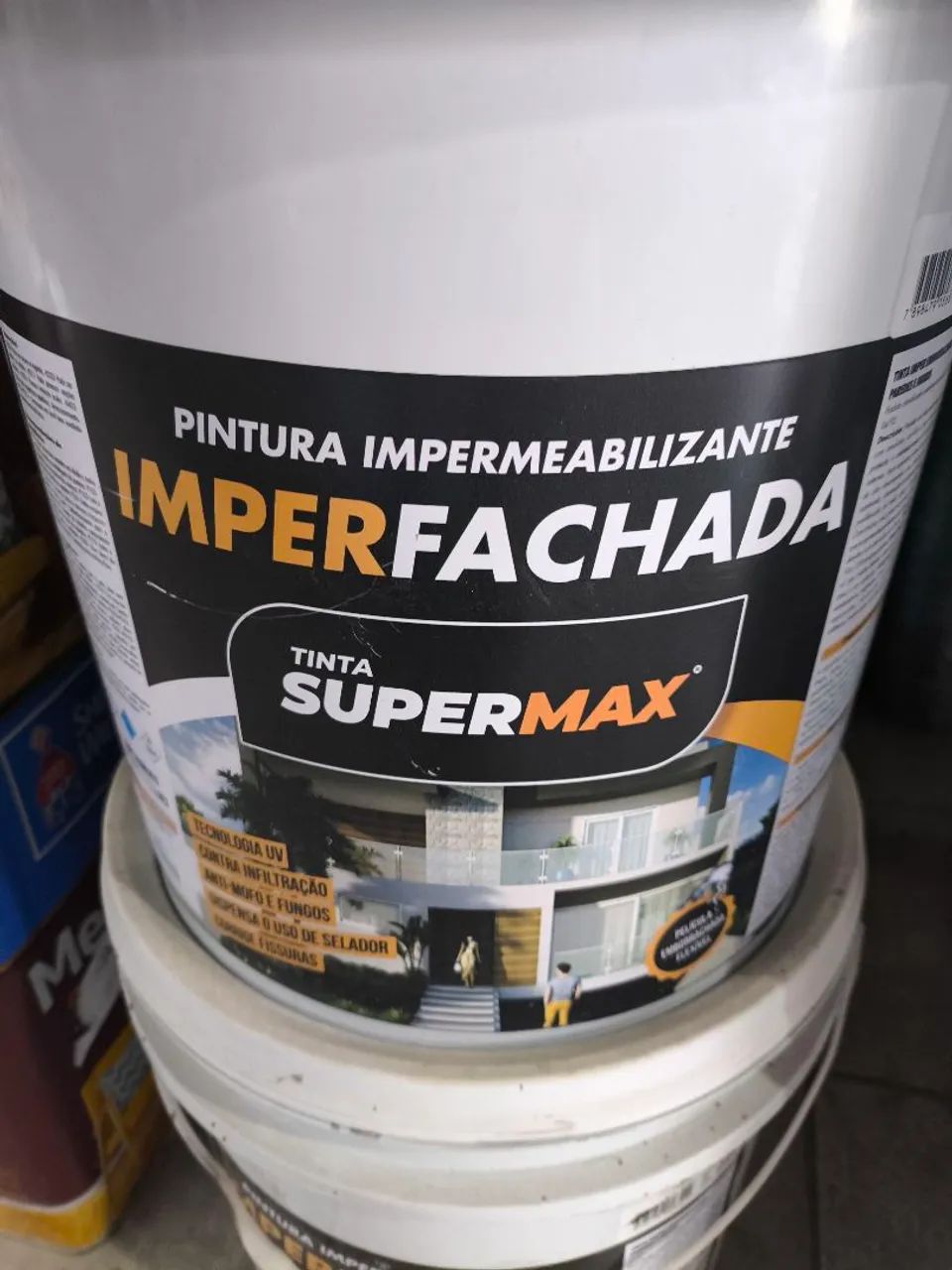 Tinta Emborrachada Fachada  18L R$299,00 Pix 