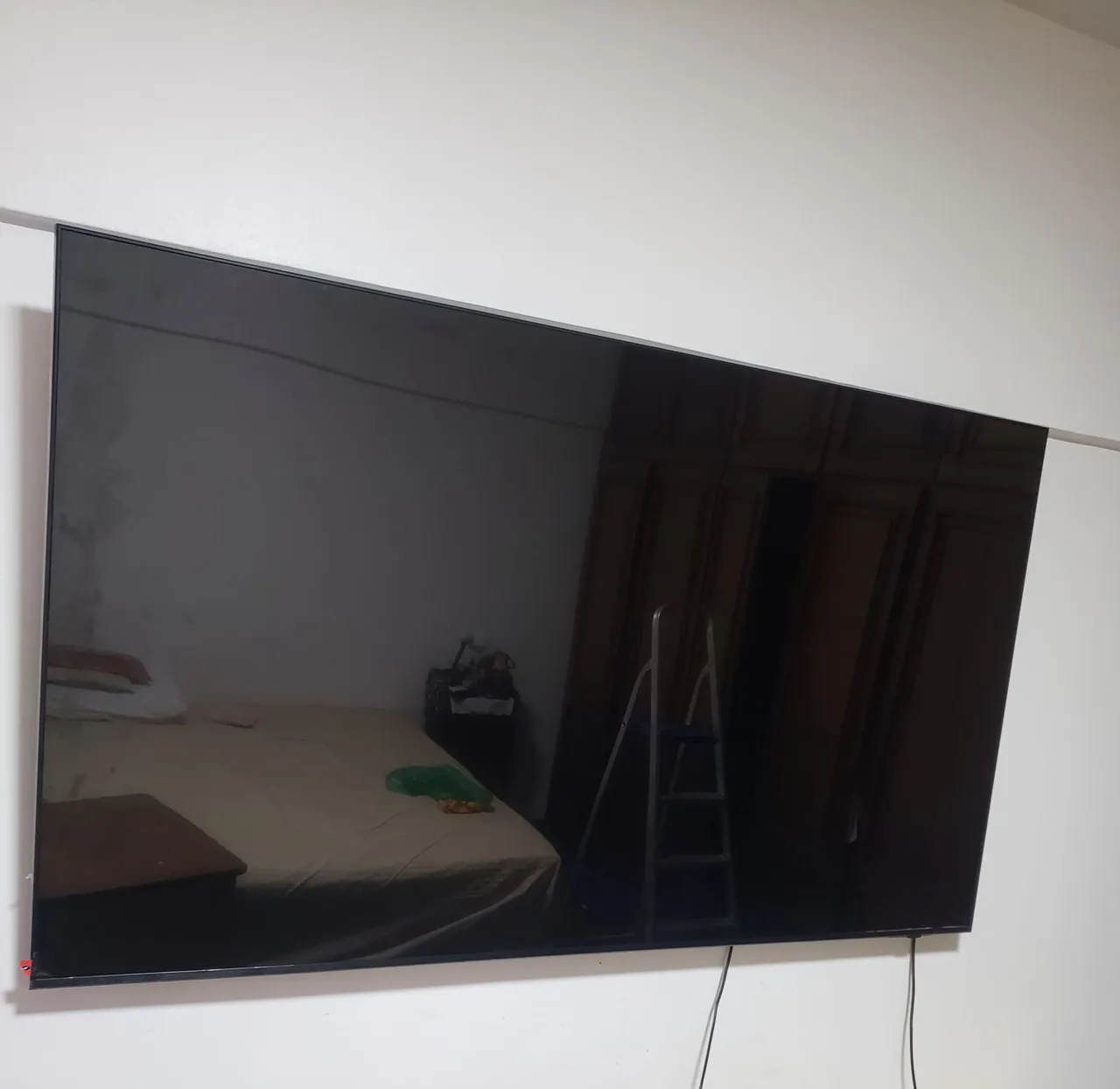 Instalação de suporte de tv