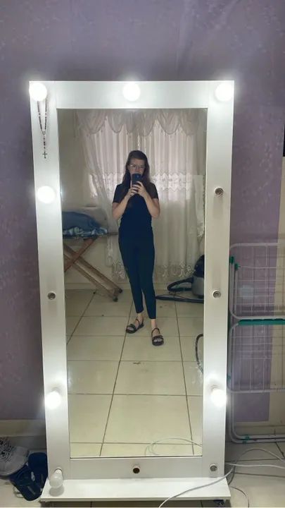 Espelho de Maquiagem com Lâmpadas LED