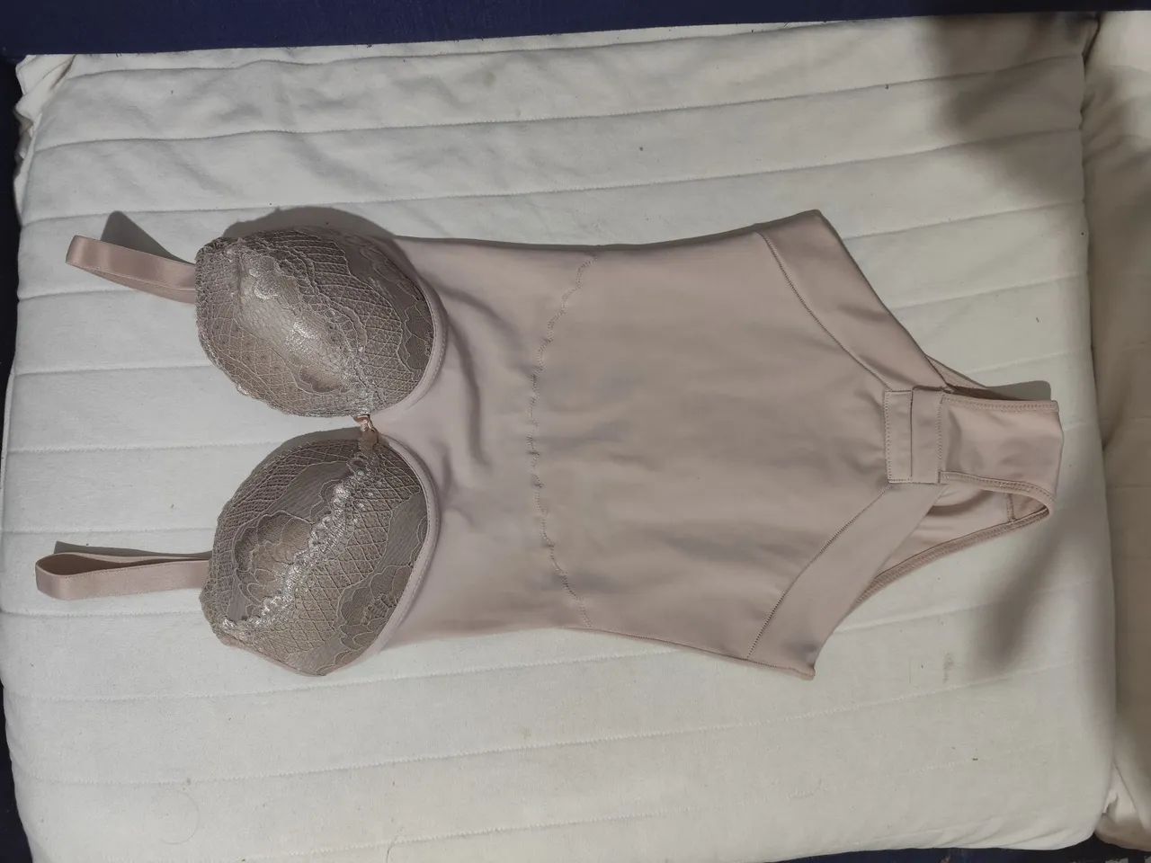 Body Modelador Pós Parto com renda nude Tam 42 