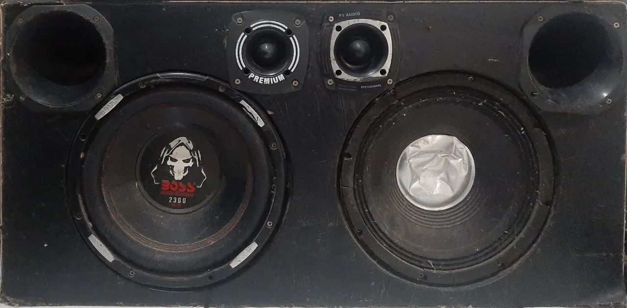 Caixa de Som Automotiva Boss 2300