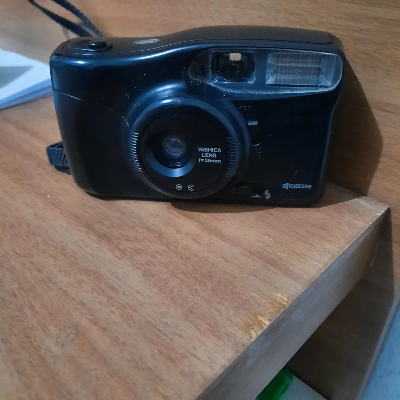 Câmera antiga Yashica lens F=35mm - Foto 3