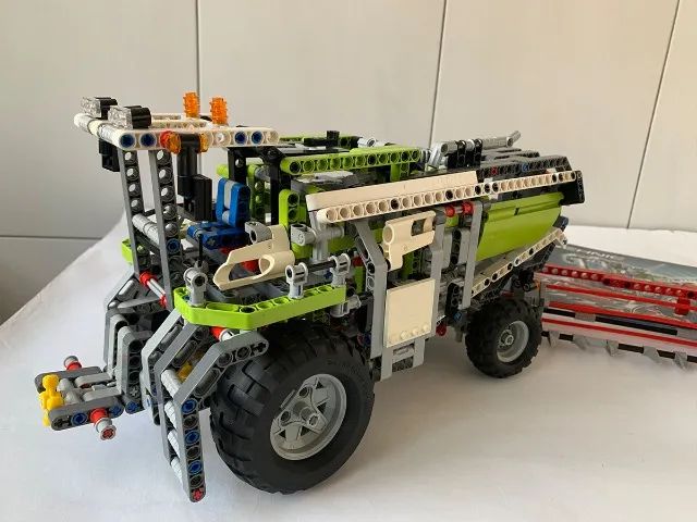 Lego Technic 8274 - Colheitadeira - Foto 5