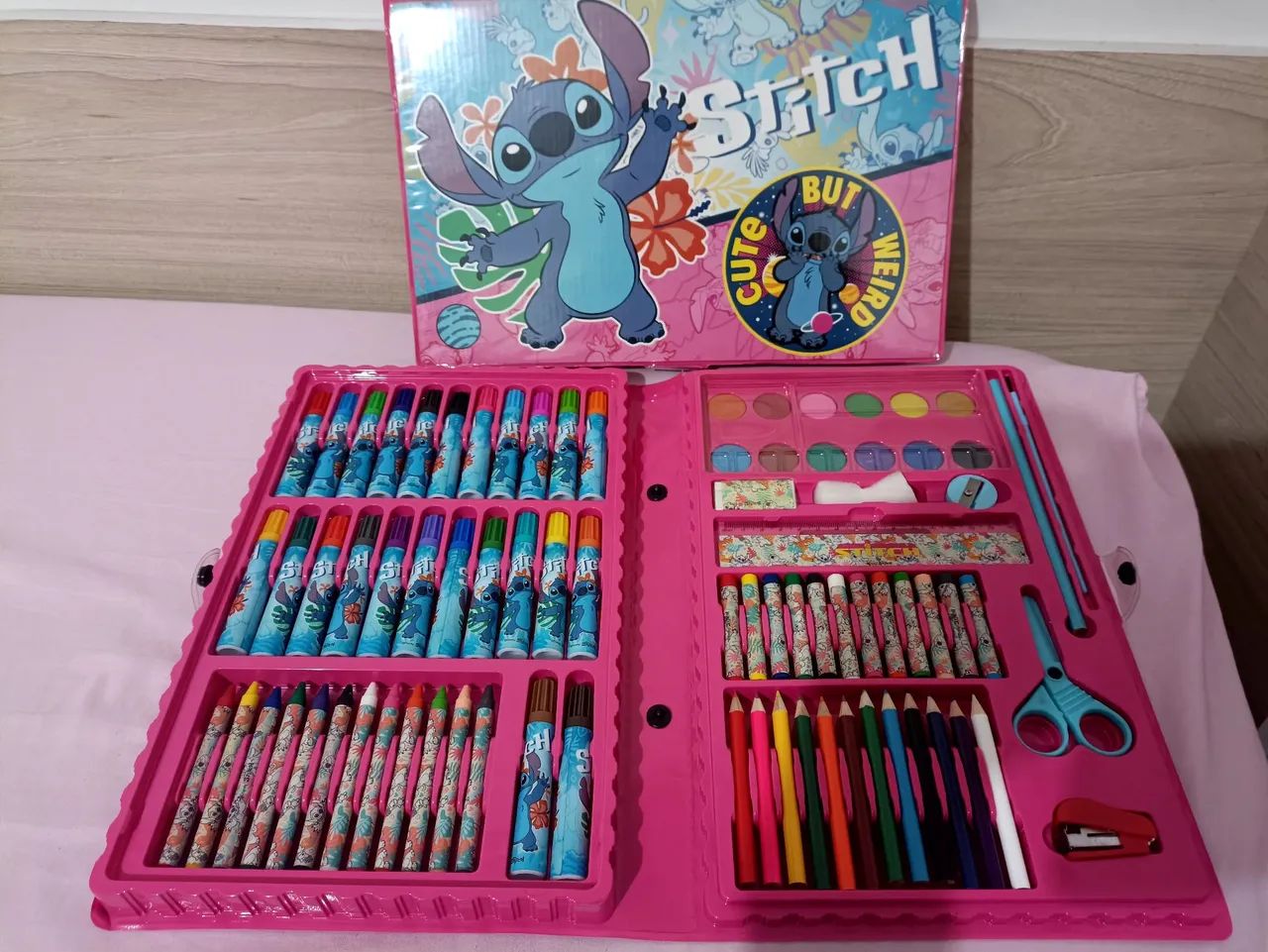 R$49.99 estojo maleta pinturas canetinhas infantil stitch rosa novo pintar os Bob goods - Foto 2