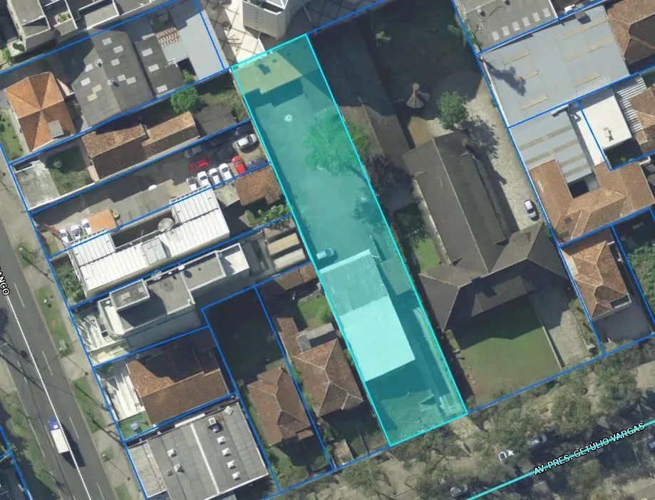 Terreno com 1.216m² bairro Rebouça, próximo ao Hospital Pequeno Principe. - Foto 2