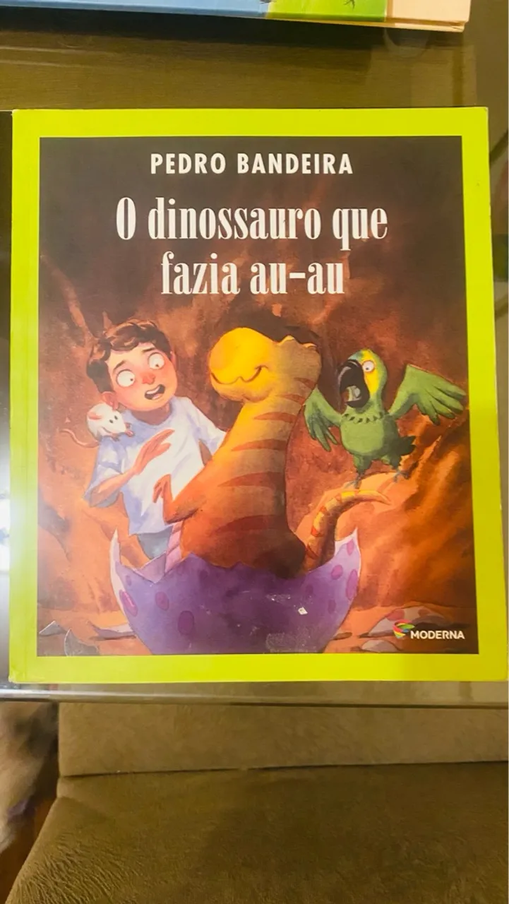 Livro Infantil 'O dinossauro que fazia au-au' - Pedro Bandeira