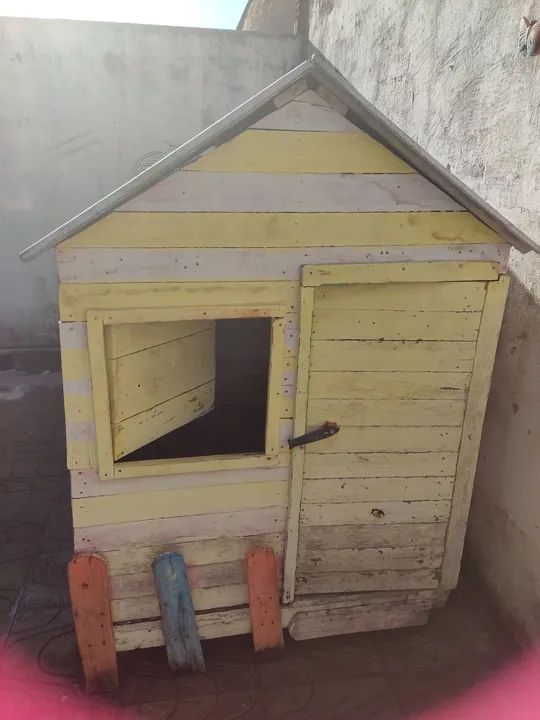 Casinha de madeira para crianças - Foto 5