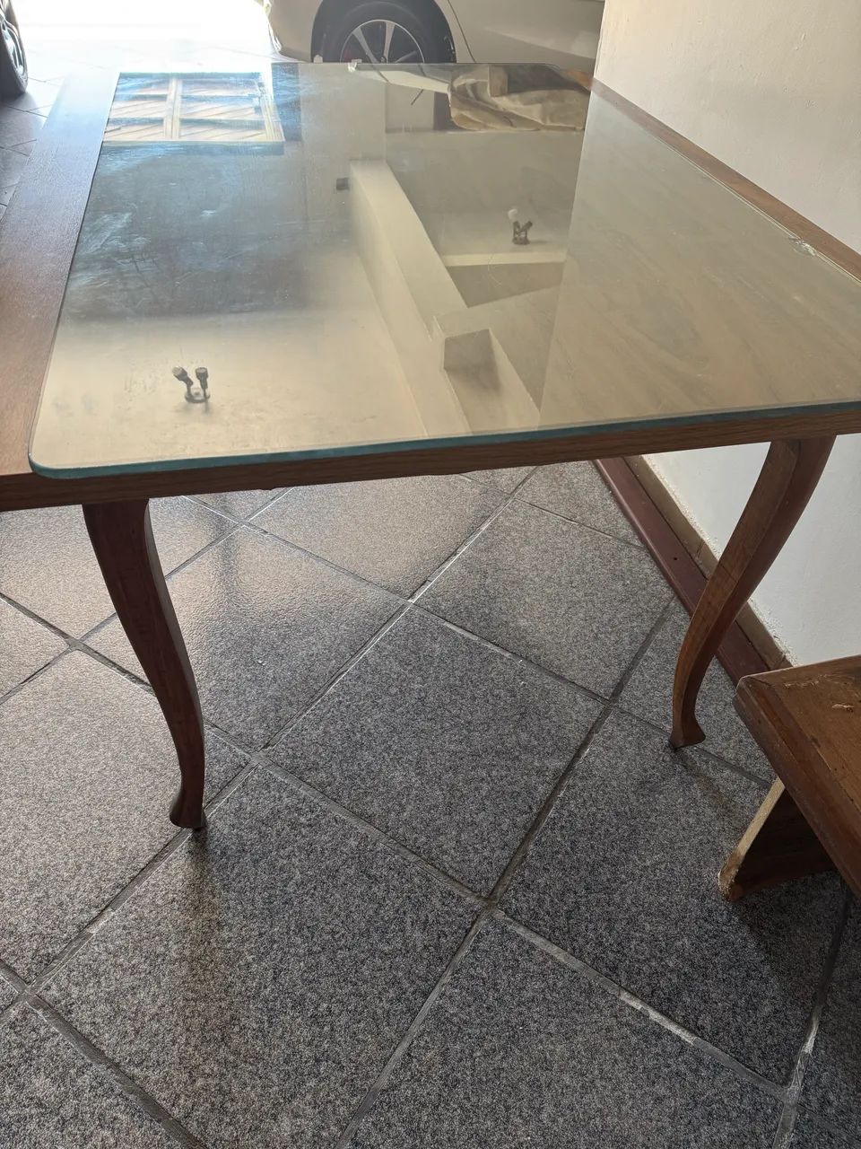 Mesa estilo Luís XV.
