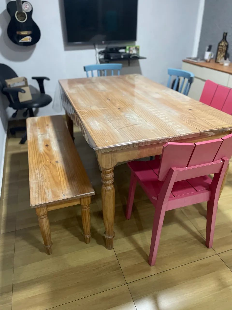 Mesa de jantar de madeira 64363873053313122