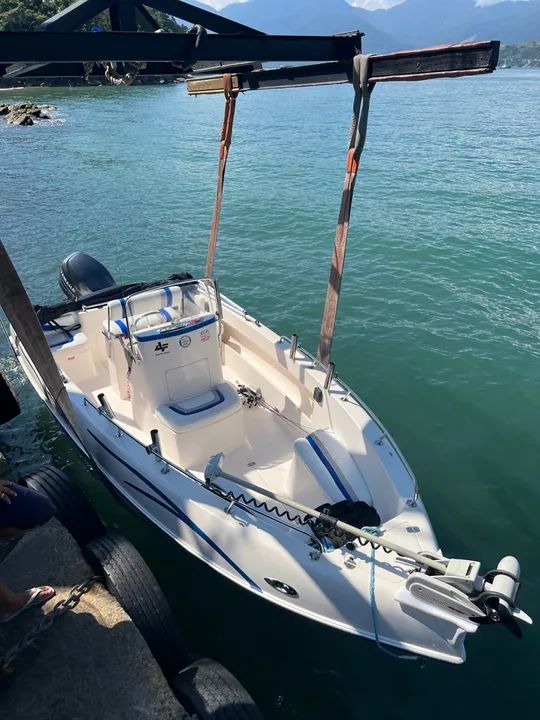 Lancha FlyFish 19 - oportunidade 