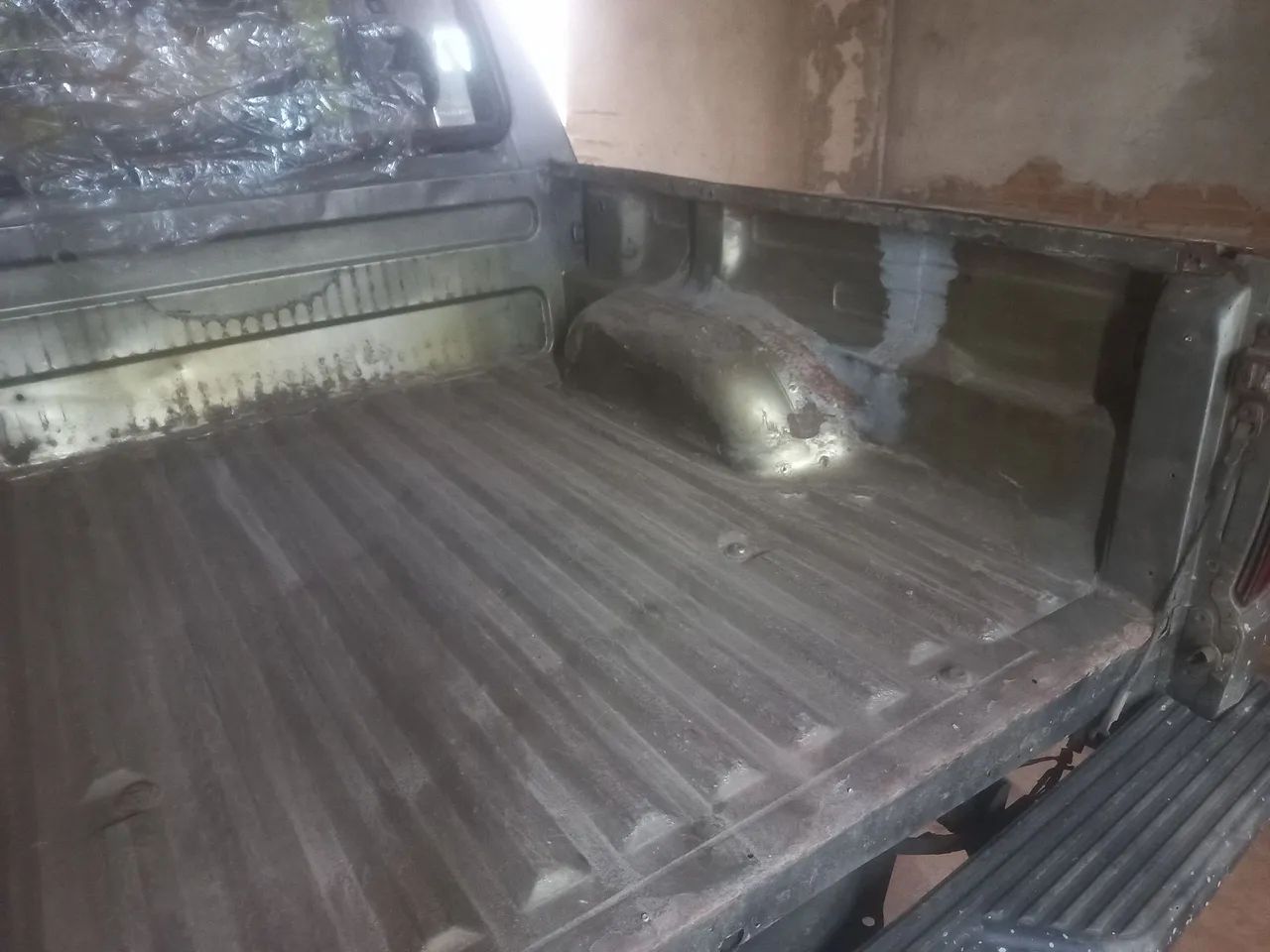 Vende-se uma caçamba ford ranger xls  - Foto 2