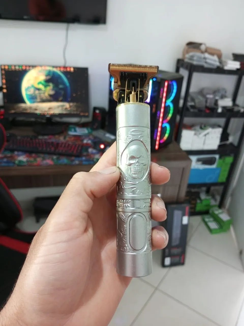 Maquina Acabamento/Barba/Cabelo Caveira Profissional, Sem fio, Usb - Nova - Entrego!