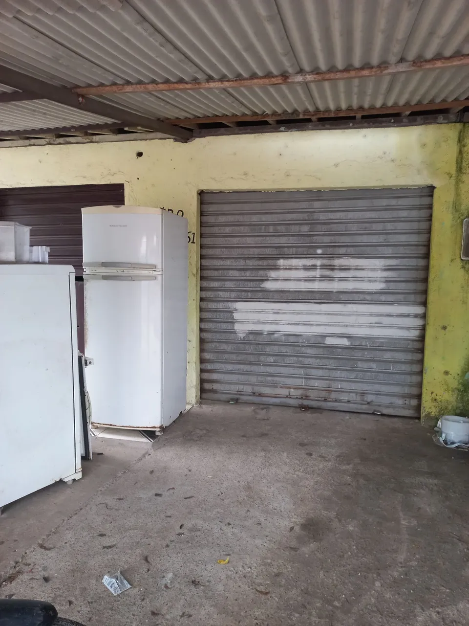 Ponto comercial, beira de pista. Sapé pb.