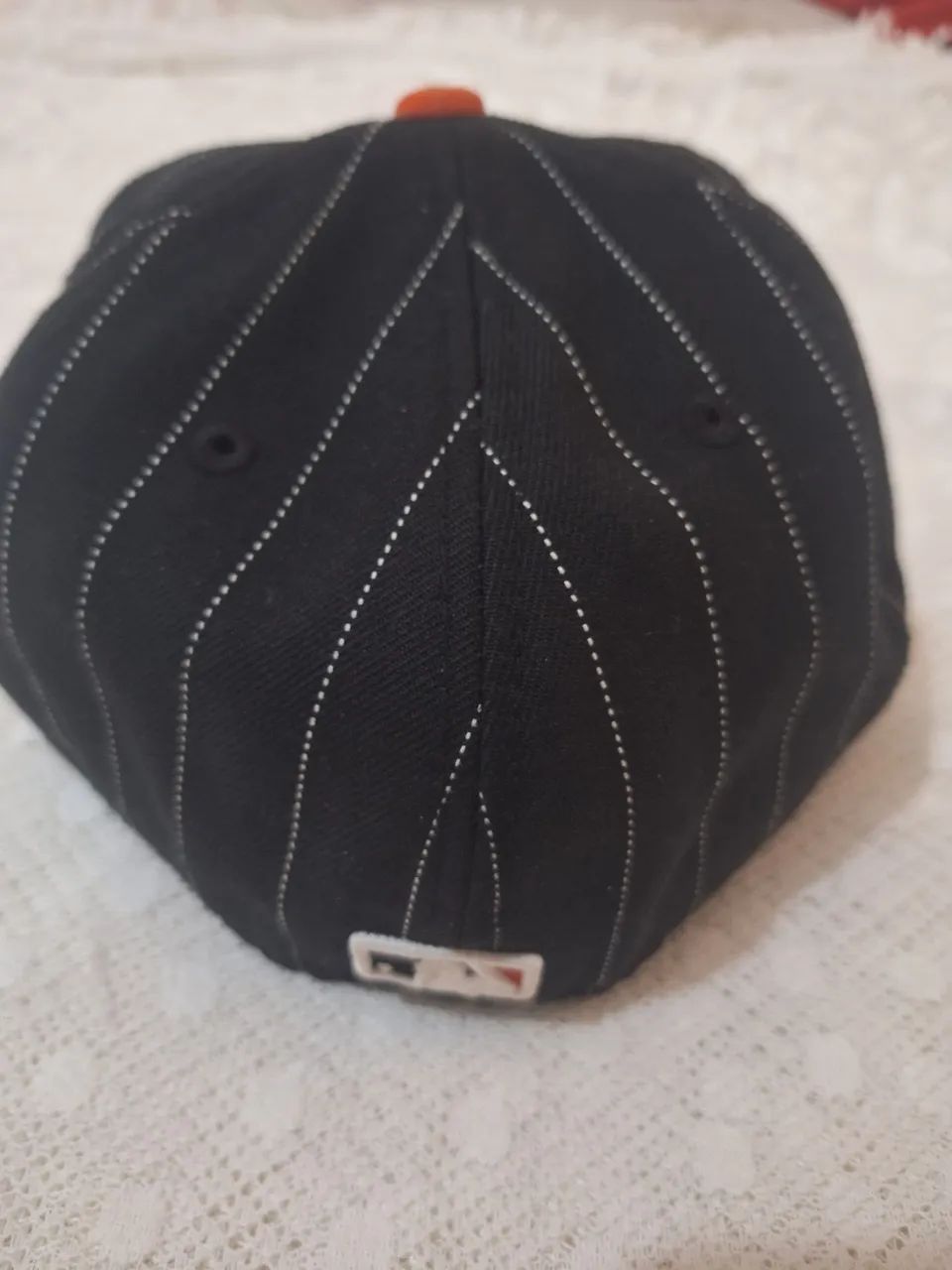 Boné New era, tamanho 71/8 56,8cm - Foto 2
