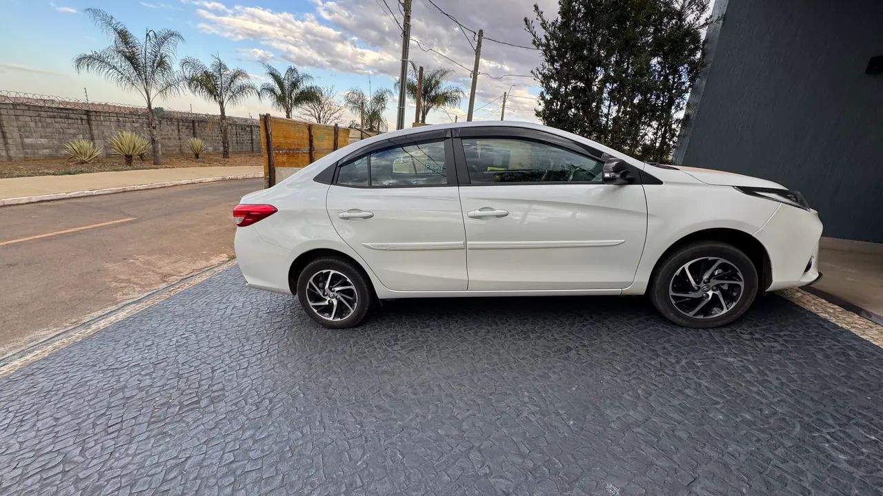 Yaris xls teto solar zero 36 mil km