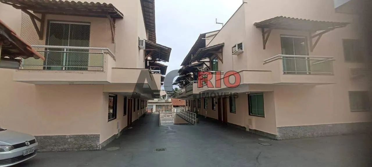 CASA DE CONDOMÍNIO À VENDA COM 2 QUARTOS EM VILA VALQUEIRE