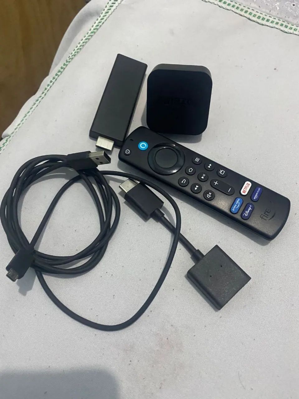 Fire TV Stick 4K Full HD controle remoto + Alexa 