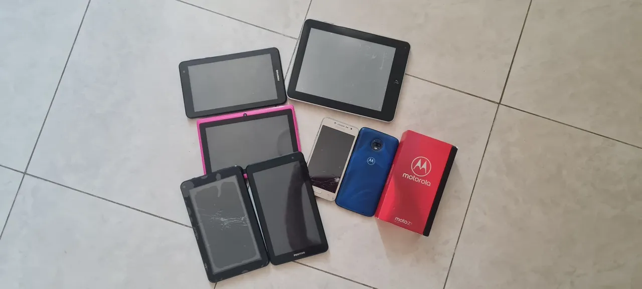 Lotes de tablets e smartphones para peças