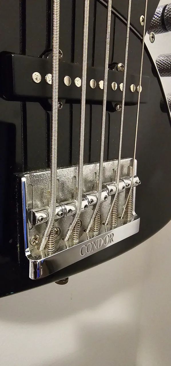 Baixo Condor Jazz Bass CJB 5A - Foto 6