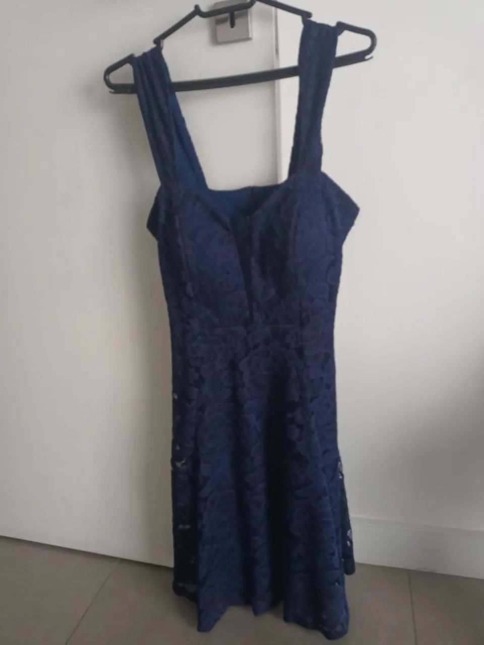 Vestido de renda azul escuro - Foto 3