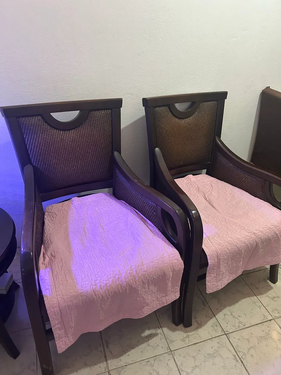 Poltronas em madeira maciça  - Foto 5