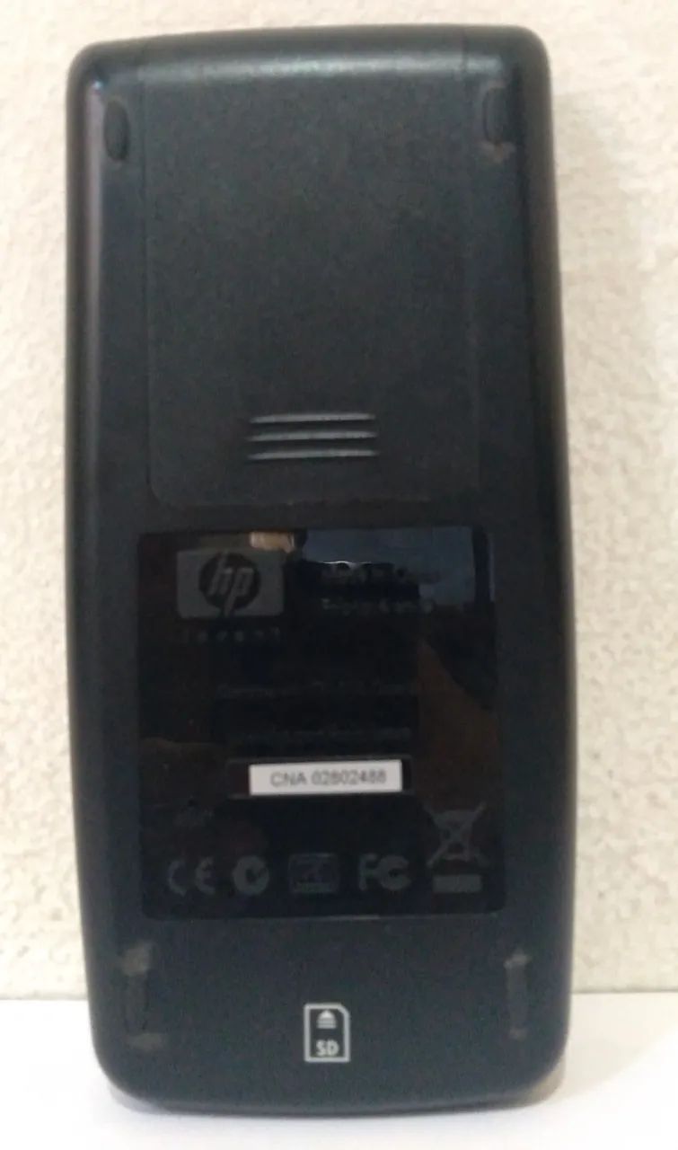 Calculadora, HP 50 g, em bom estado...ideal para universitários. - Foto 2