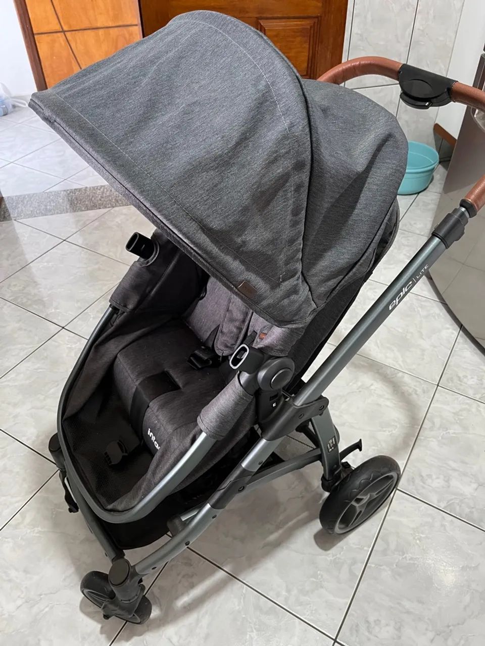 Carrinho de Bebê com Bebê conforto completo  - Foto 2