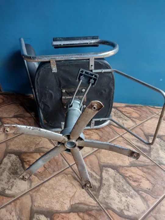 CADEIRA DE CABELEIREIRO/ BARBEIRO VINTAGE! - Foto 5
