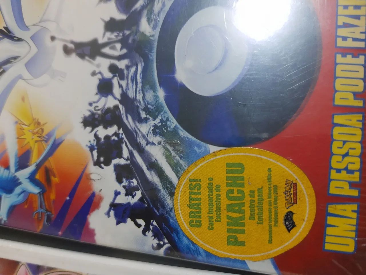 Pokémon vhs lacrado, com carta black star - Foto 5
