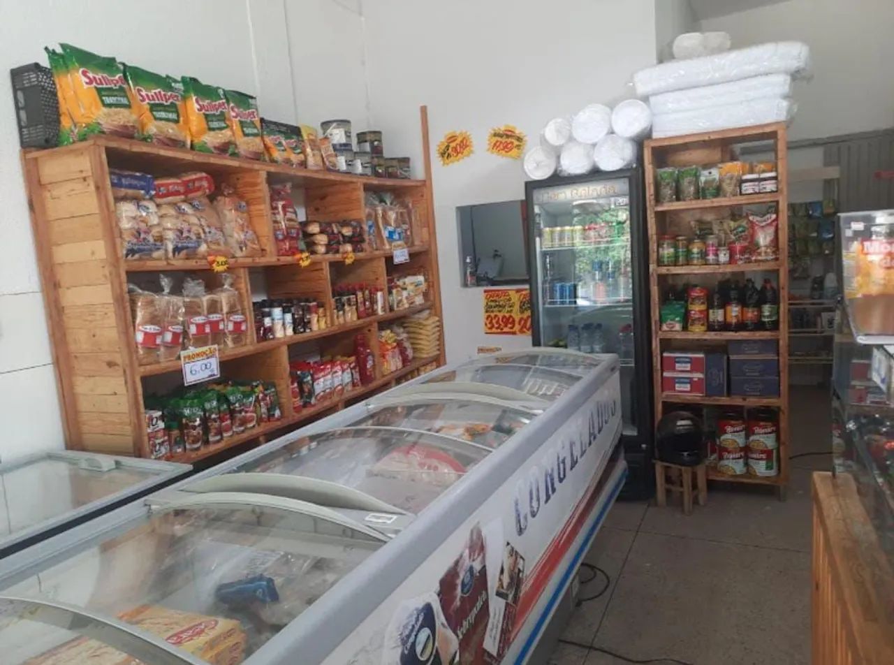 VENDE-SE CASA DE FRIOS MONTADA - Foto 3