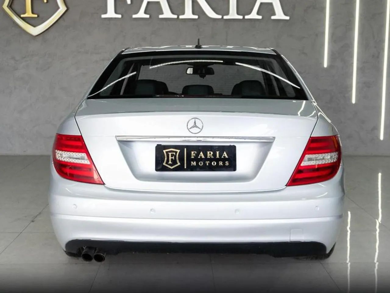 MERCEDES-BENZ C-180 1.8 CGI CLASSIC 16V GASOLINA 4P AUTOMÁTICO - Foto 4