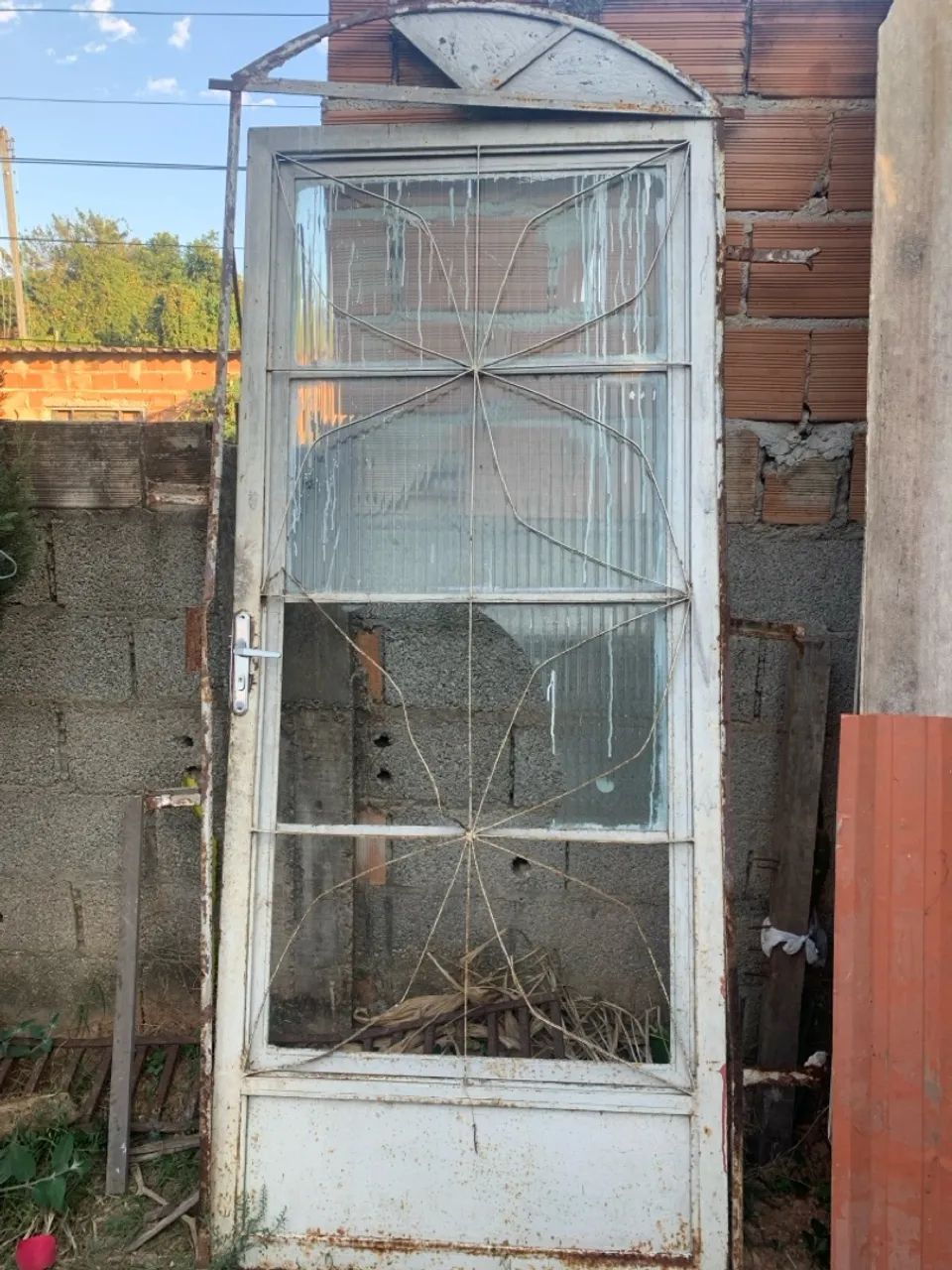 Porta 465528537073602561