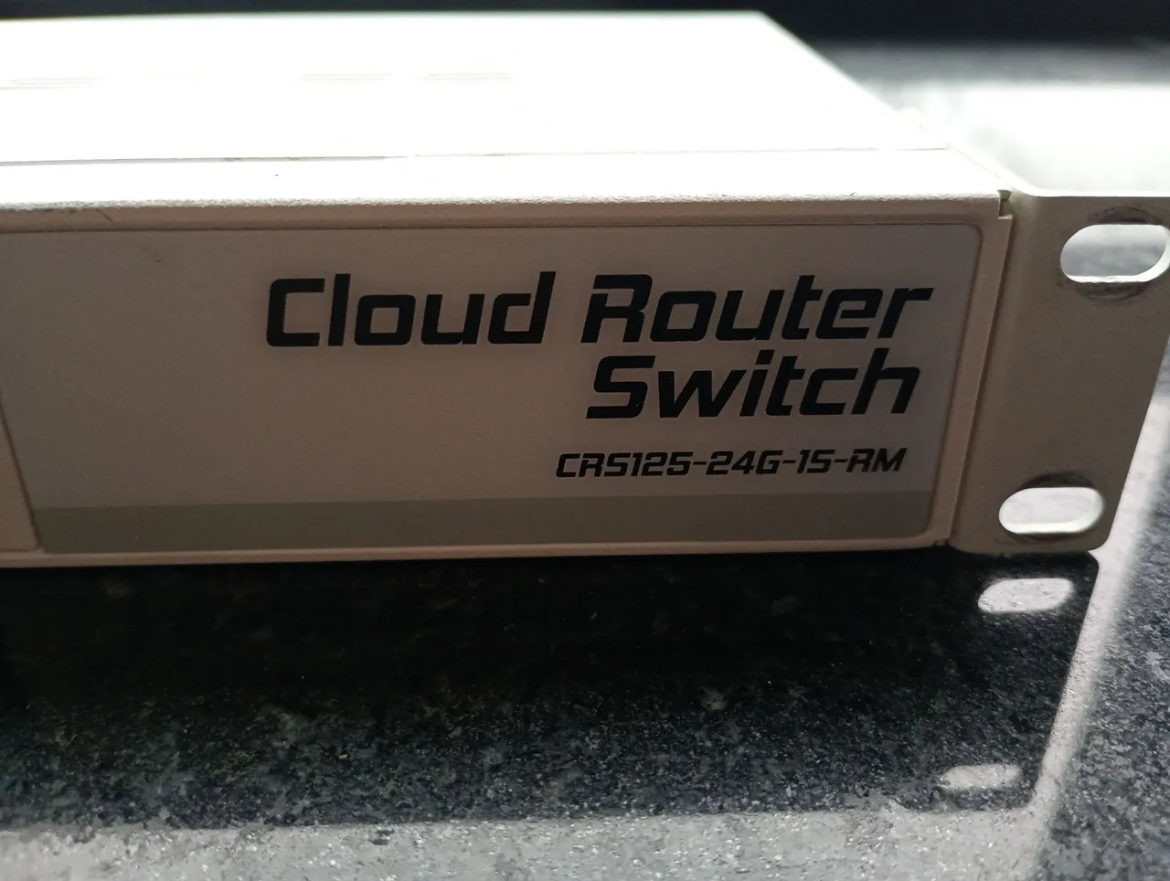 RB, Roteador, switch Cloud Router Switch CRS125-24G-1S-RM