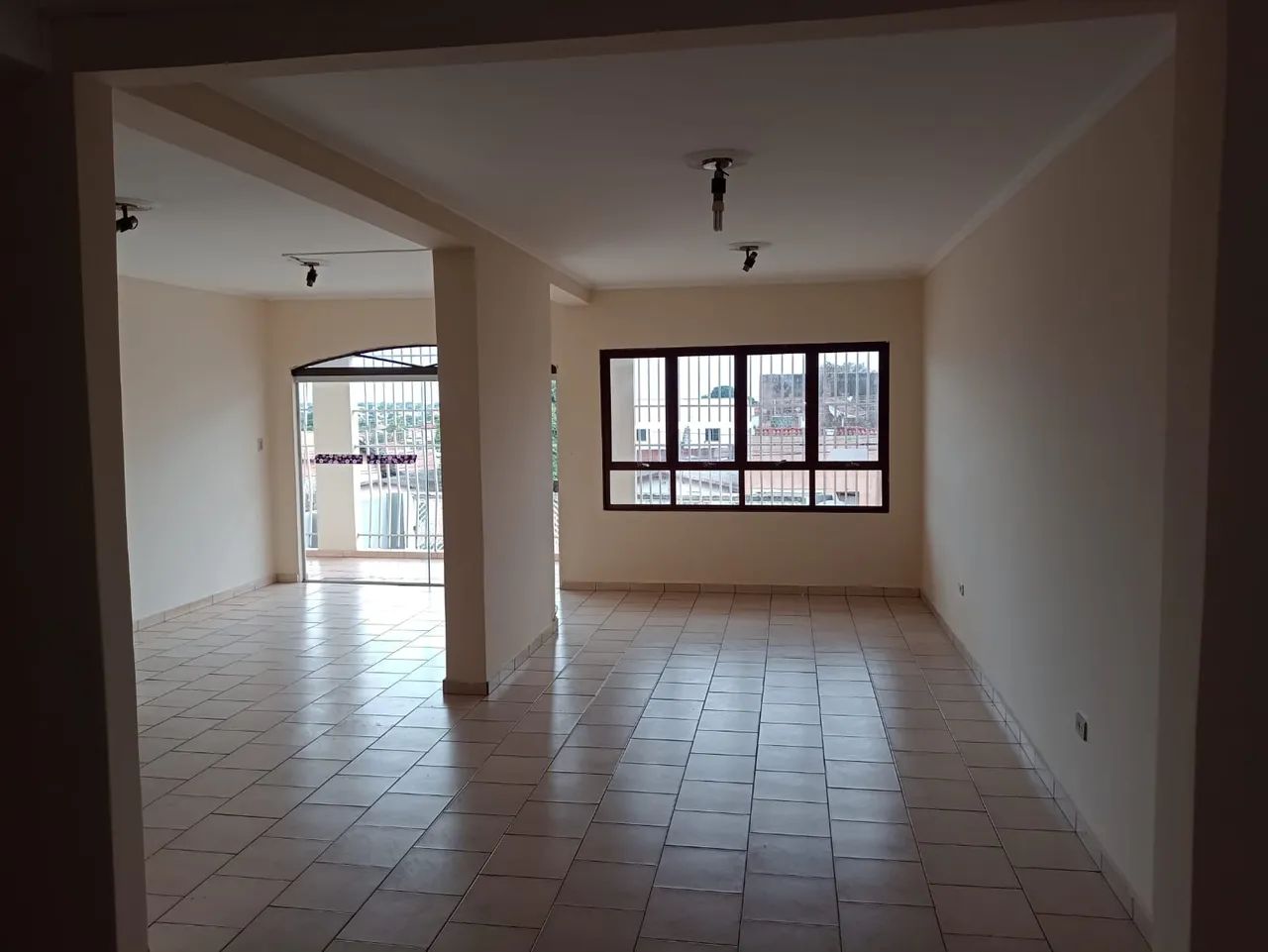 Prédio/Edifício inteiro para venda com 486 metros quadrados com 5 quartos - Foto 4
