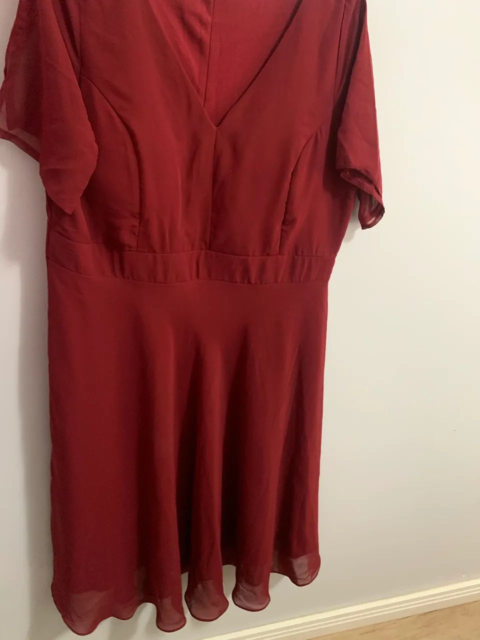 Vestido social curto 
