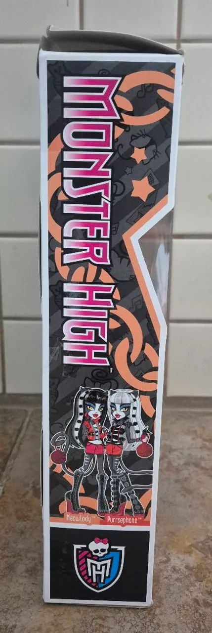 Caixa Monster High Gêmeas Creeproduction (com avarias) - Foto 3