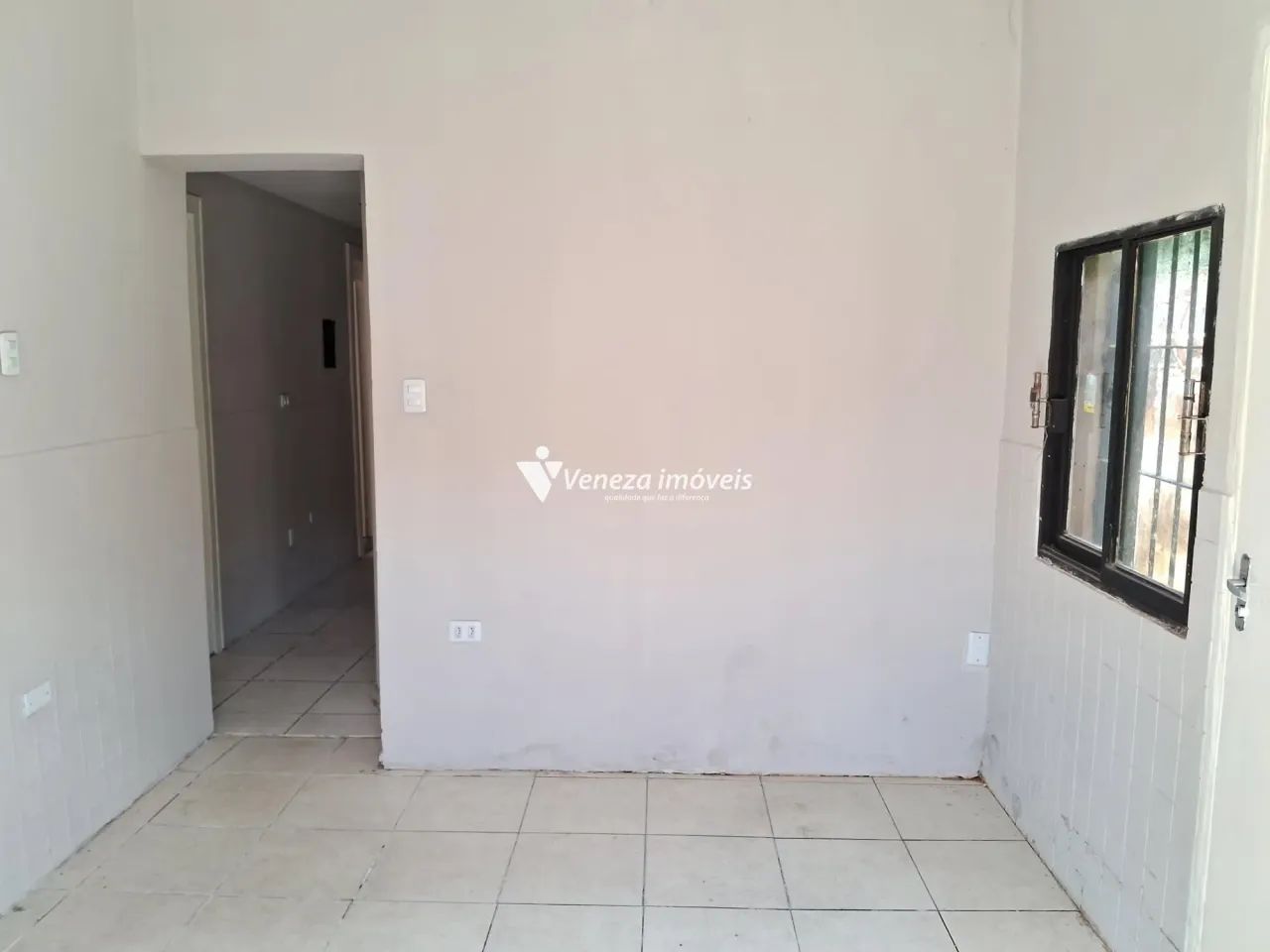 CASA COMERCIAL COM 06 SALAS E ESTACIONAMENTO NO CENTRO PARA VENDA - Foto 2