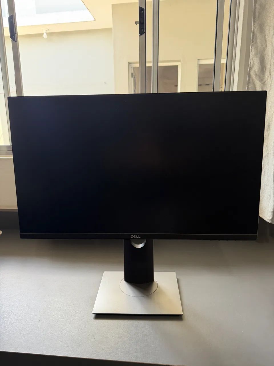 Monitor Dell LED 24 Full HD Excelente Estado - Foto 2