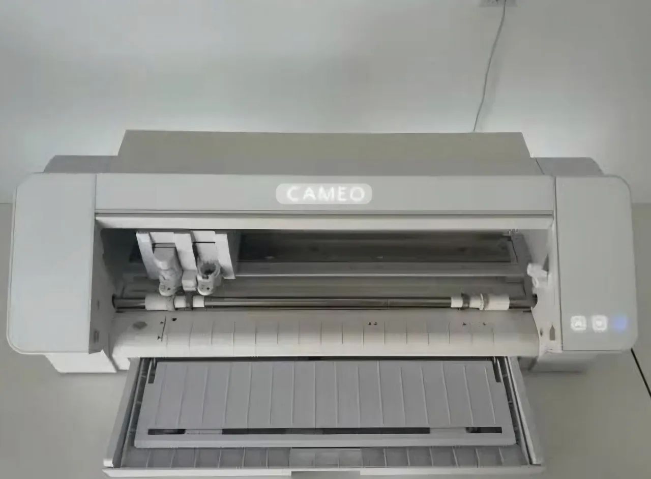 Cameo 4 plotter de corte