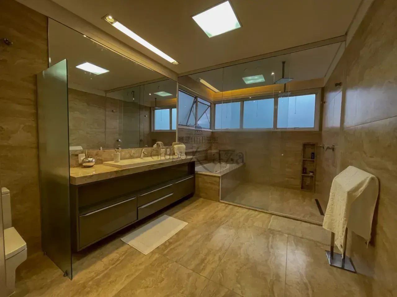 Imóvel para aluguel e venda tem 2000 metros quadrados com 5 quartos - Foto 3