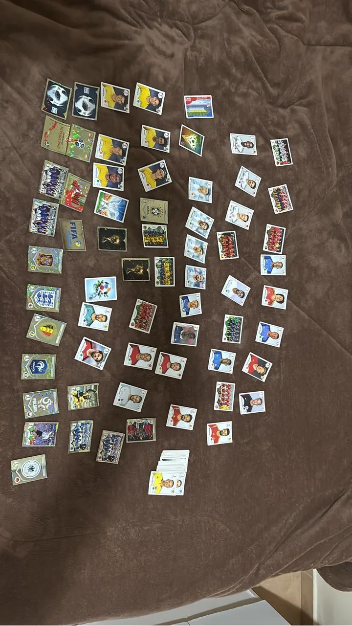 Figurinhas 2022 e 2018 