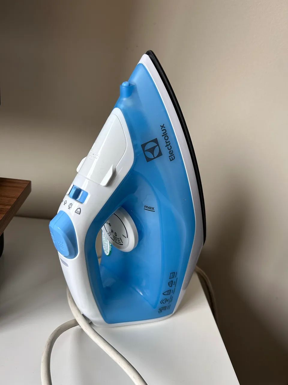 Ferro de passar Electrolux 