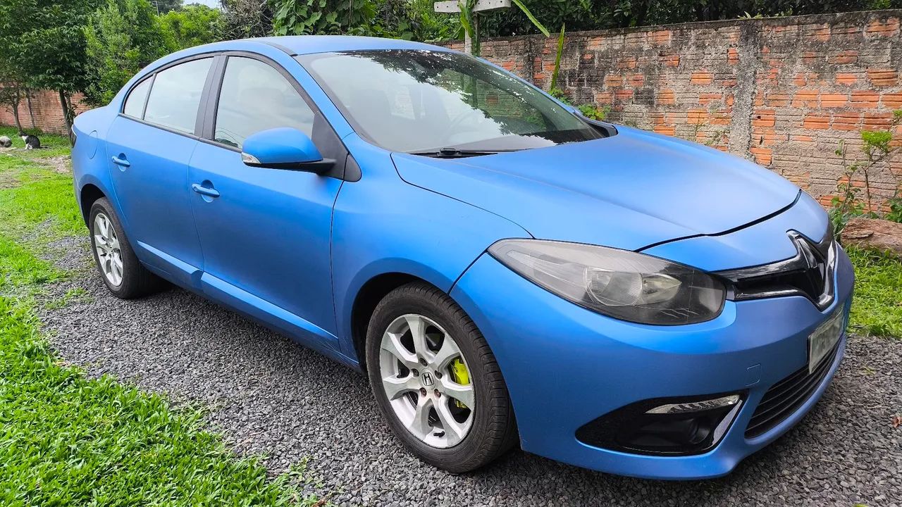 Renault Fluence Sed. Dynamique 2.0 16V Flex Mec. 2014 - Foto 2