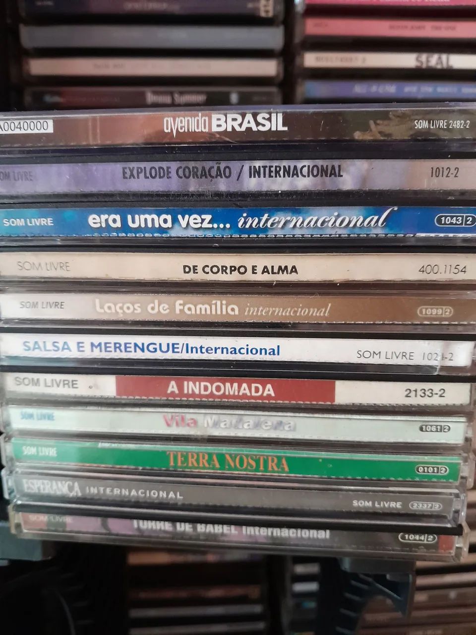 Coleção Flashback Anos 90/2000 - Trilhas de Novelas - 10 cds + 1 brinde - Foto 2