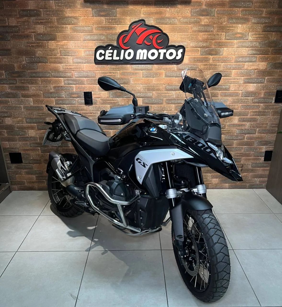 R 1300 GS R TRIPLE BLACK PRETA 2024/2025 - Foto 2