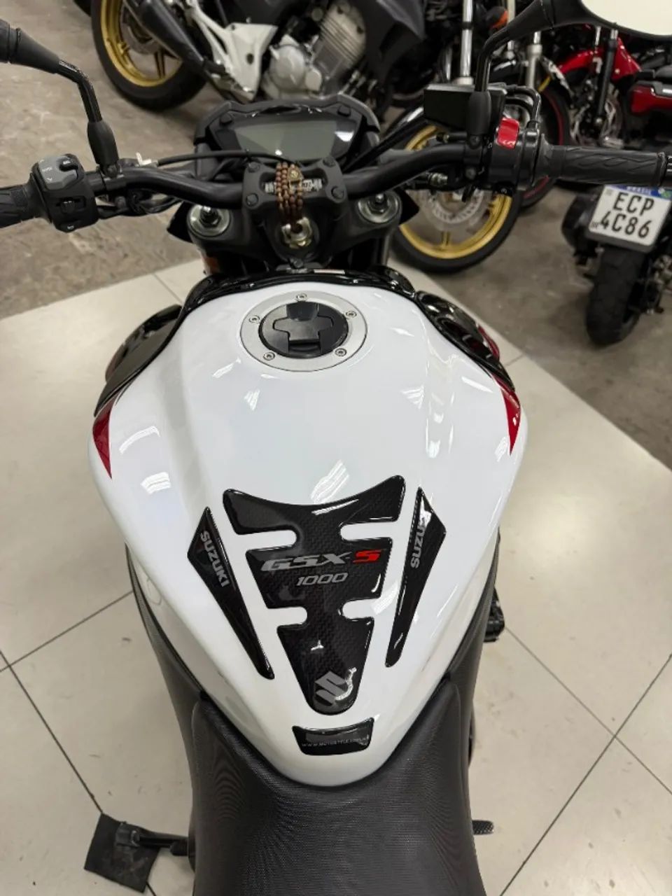 Suzuki 1000 2019 - 1493701599 | OLX