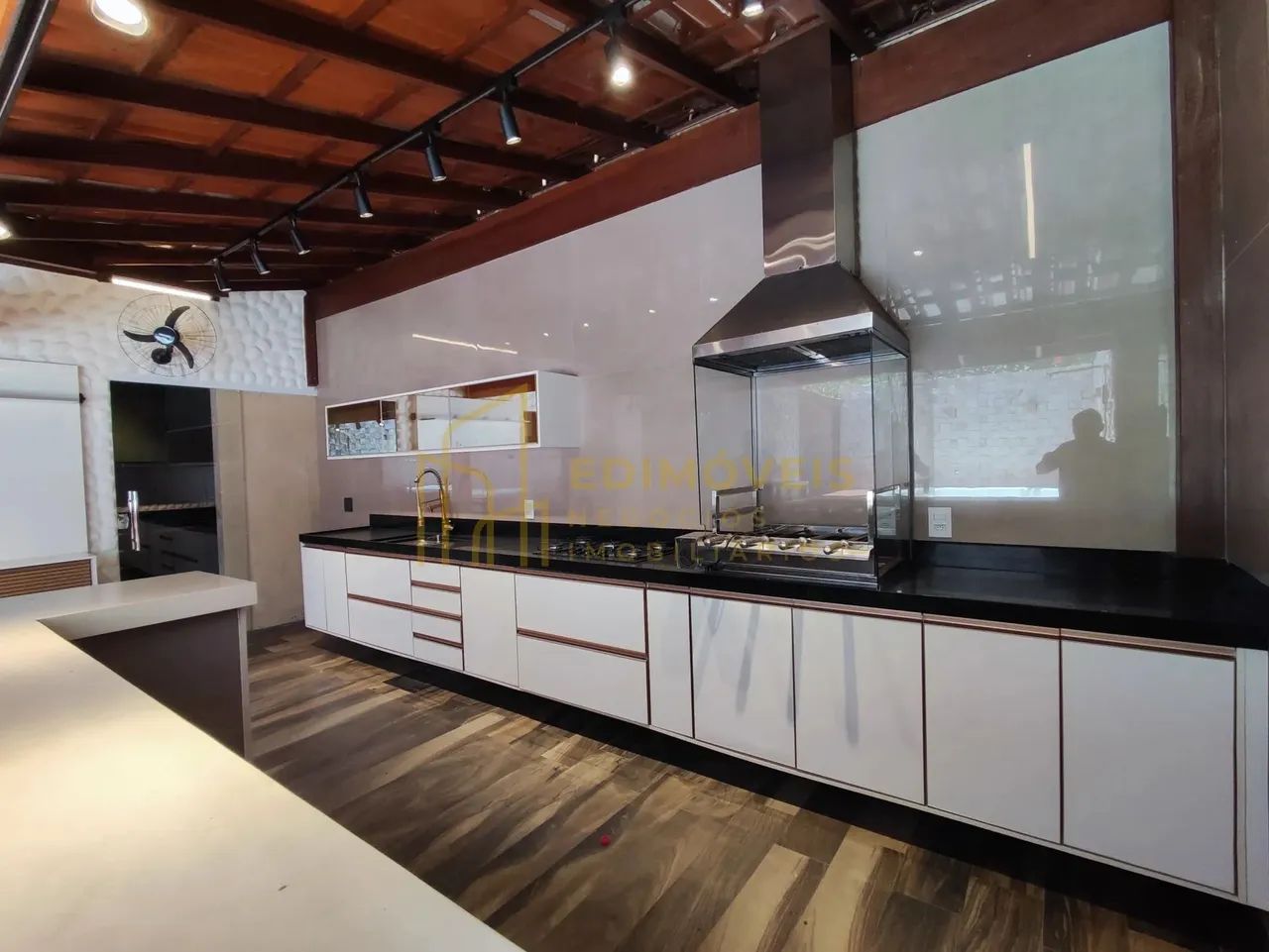 Casa Charmosa com Quintal Gourmet e 2 Vagas em Praia da Baleia  Serra/ES - Foto 11