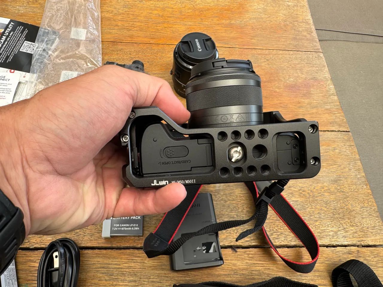 Canon M50 Mark II Kit Completo - Foto 2